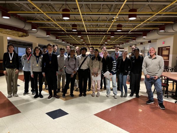 From left to right: Vritti Mehra, Isabella Fishteyn, Isobel Horowitz, Dheerja Yerramreddy, Charlie Anderson, Kian Chan, Anthony Smith, Miles Borne, Alona Noble, Kirsten Dressler, Francios Dengah, David Jaime, Freya Doshi, Noah Coffey, Hannah Williams, Ian Franas, Lexis Lambert, Nina Cummins, Rithika Rajavel, Coach Kraus