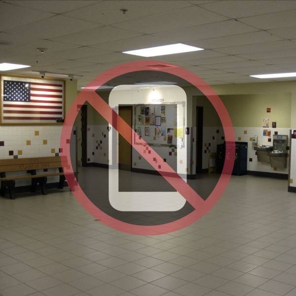From Scrolling to Schooling: How the Phone Policy has Changed Social Dynamics at PHS